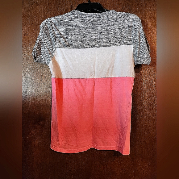 Love Graphic Tee L - Picture 3 of 5